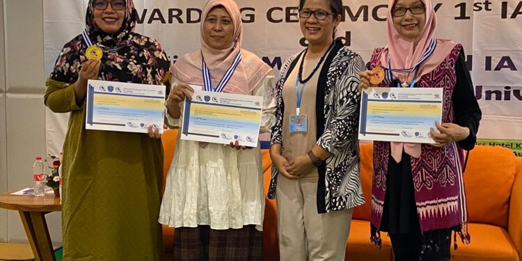 Ketua LPPM Institut Kesehatan dan Bisnis ST Fatimah Mamuju Raih Juara 1 di Ajang International