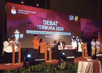 Isu “Peran Perempuan dan Kesetaraan Gender” Putri – Haidir Memantik Komentar Positif dan Dukungan dari Peserta Debat Lainnya