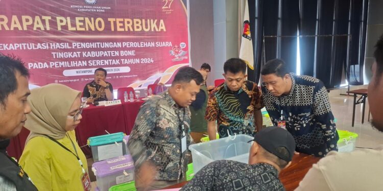 Rekap Hasil Penghitungan Perolehan Suara, Bawaslu Bone Himbau KPU