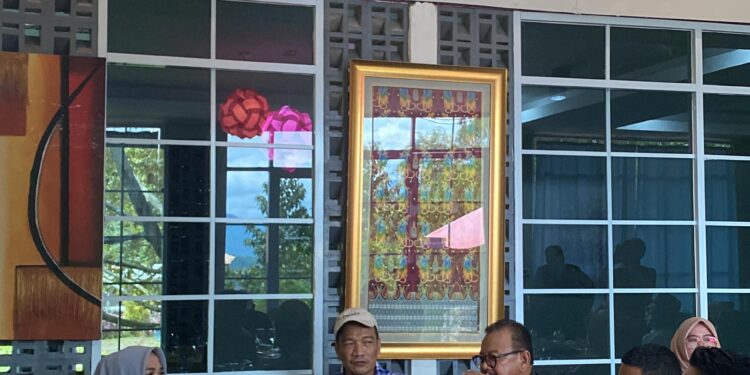 UNM Menyelenggarakan Evaluasi Kinerja Akhir Tahun 2024 di Wisata Bukit Harapan Bili-bili Gowa