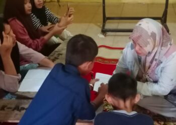 Nurul Fitrah Yani Semarakkan Kampus Lorong dengan Mengajar Bahasa Jepang