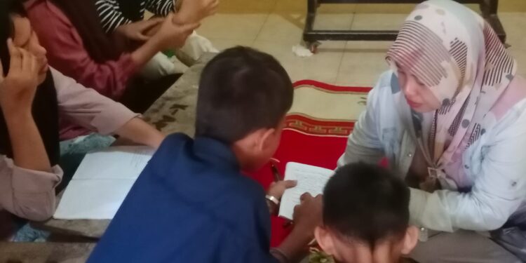 Nurul Fitrah Yani Semarakkan Kampus Lorong dengan Mengajar Bahasa Jepang