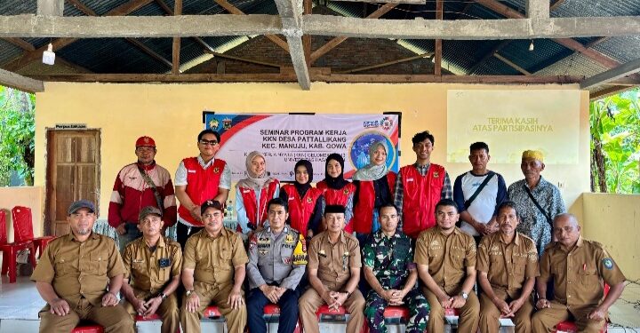 Mahasiswa KKN-T Unhas Gelombang 113 Bangun Desa Pattallikang melalui Semangat Kolaborasi