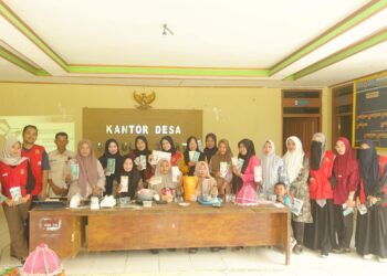 Mahasiswa KKN Unhas Sosialisasikan Pembuatan Tepung Sukun di Desa Kayuloe Barat