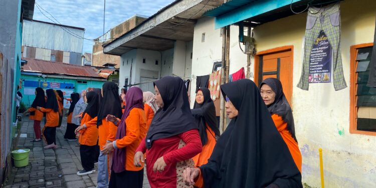 Rumah Zakat Sulsel Gelar Senam dan Berbagi Kurma untuk Lansia Menjelang Ramadhan