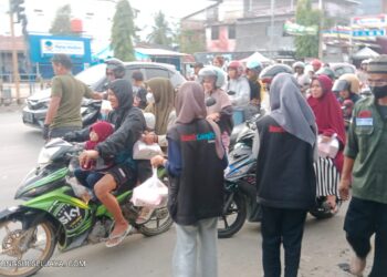 Kolaborasi Kurir Langit dan IWO Luwu Raya: Membangun Kepedulian di Bulan Suci